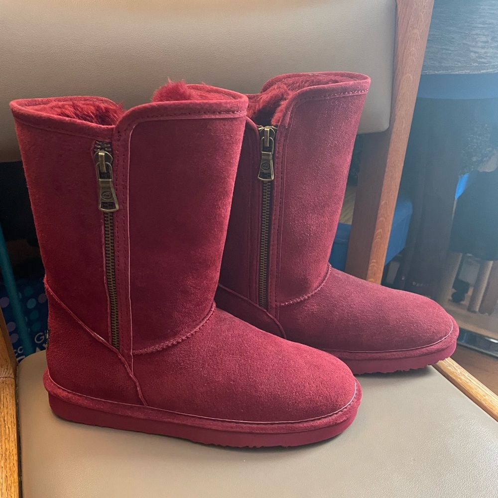 ✨NEVER WORN✨ Lamo Fur-lined Winter Boot